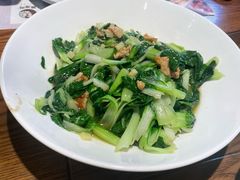 -黄泥岗·地道湖北菜(奥特莱斯店)