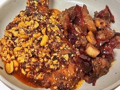 -鑫记婆婆兔·成都特产·兔头手撕兔(太古里店)