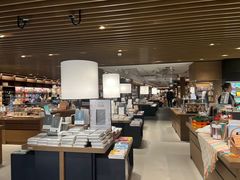 -茑屋书店(天目里店)