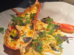 波士顿龙虾马粪海胆蟹肉面配松露-弦月窗LUNETTE BY AMANDA(复兴路店)