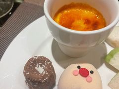 -大中华希尔顿酒店-念自助餐·嗨啤·小龙虾