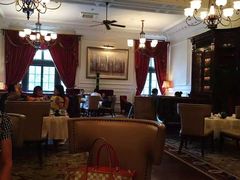 -Salon de Ville浦江汇(上海外滩华尔道夫酒店店)