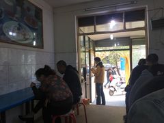 等位区-刘老虎肉丸糊辣汤(总店)