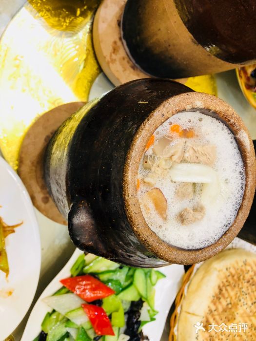 本味焖罐源(天泽街店)图片