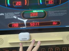 -KingBull私教健身&格斗订制(龙井商业中心店)