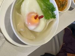 -海底捞火锅(长宁路龙之梦店)