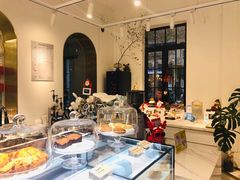 -Fridi Patisserie Cafe