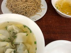 -陆氏馄饨(烟雨长廊店)