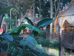 -二荆条·蜀鲜汇城市森林火锅