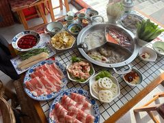 -山悦里 山野·鲜火锅(罗斯福广场店)