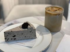 -Fridi Patisserie Cafe