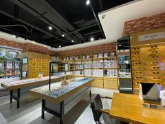 -斯维卡眼镜林·蔡司视觉合作店(青浦宝龙广场店)