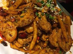 -三人行骨头王火锅(长寿店)