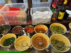 -丽丽三鲜螺蛳粉(田林路店)