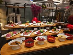 -圣丰索菲特·2 On 988 Café 自助餐厅