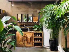 -HIGH FIVE哈福手工汉堡(桂林路店)