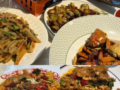 -嗨辣小聚·盘锦河蟹·海鲜烧烤龙虾(盘锦十年好店)