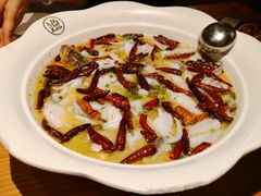 -江渔儿酸菜鱼(映月湖环宇城店)