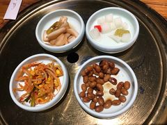 -小花花炭火烤肉·十五年延吉风味(左家庄店)