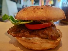 招牌秘制现烤鸡腿堡-必胜客(机场路店)