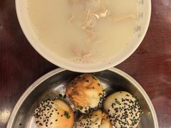 特色生煎-三两春(浦三路店)