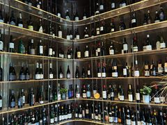-wineapp葡萄酒餐吧(外滩金融中心店)