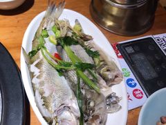 -三个渔夫·蒸汽海鲜(小白楼店)