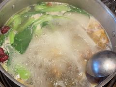 -一席地·本地鸡窝·杭帮鸡火锅(萧山银隆百货店)