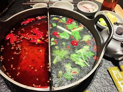-三出山火锅(南京万象天地店)