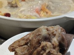 -三人行骨头王火锅(长寿店)