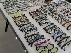 -三叶眼镜城·好视力眼镜店