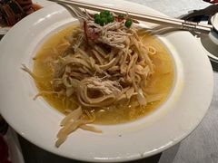 -吴越荣记苏州菜·松鼠桂鱼100%活鱼现做(斜塘老街店)