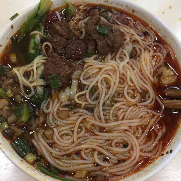 重庆医科大学-学生第1食堂-"一食堂可以算是心中的白月光了.