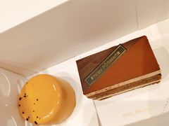 -Fridi Patisserie Cafe