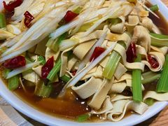 葱油豆腐皮-方城小吃店