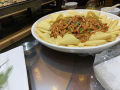 -东来菜馆•手抓海鲜家常菜•海鲜锅贴(鸽子窝店)