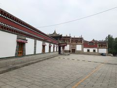 -塔尔寺游客服务中心