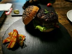 -HIGH FIVE哈福手工汉堡(桂林路店)