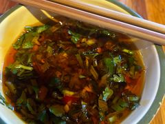 -拈签一笑黄牛肉辣卤串串