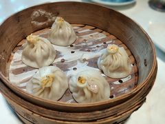 蟹粉小笼包-绿波廊(豫园店)
