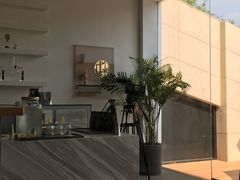 -UNI UNI(环亚凯瑟琳店)