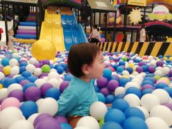 -嘻哈乐儿童乐园