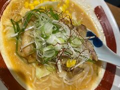 魁梧鸡腿拉面-雷门拉面·现熬骨汤(凯德来福士店)