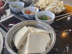 -黄利砖万峰林布依特色酸笋牛肉馆