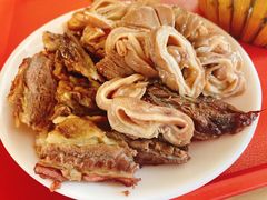 小小拼-闫家驴肉老店(华电一校店)