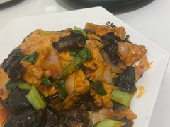 -何适山庄 ·可团建(水长城P2停车场店)