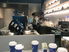 -瑞幸咖啡(宝华国际广场店)