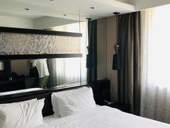 -南京新街口桔子水晶酒店