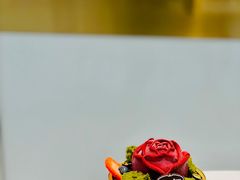 掌心玫瑰外带冰淇淋杯-哈根达斯(绍兴银泰店)