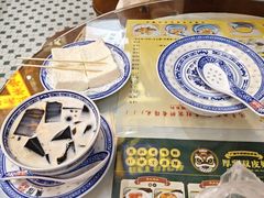 -广信牛奶甜品世家(台东店)